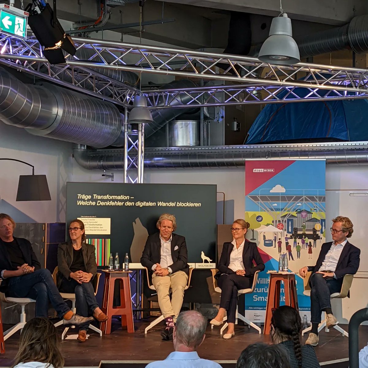 Schiller 40 tweet media