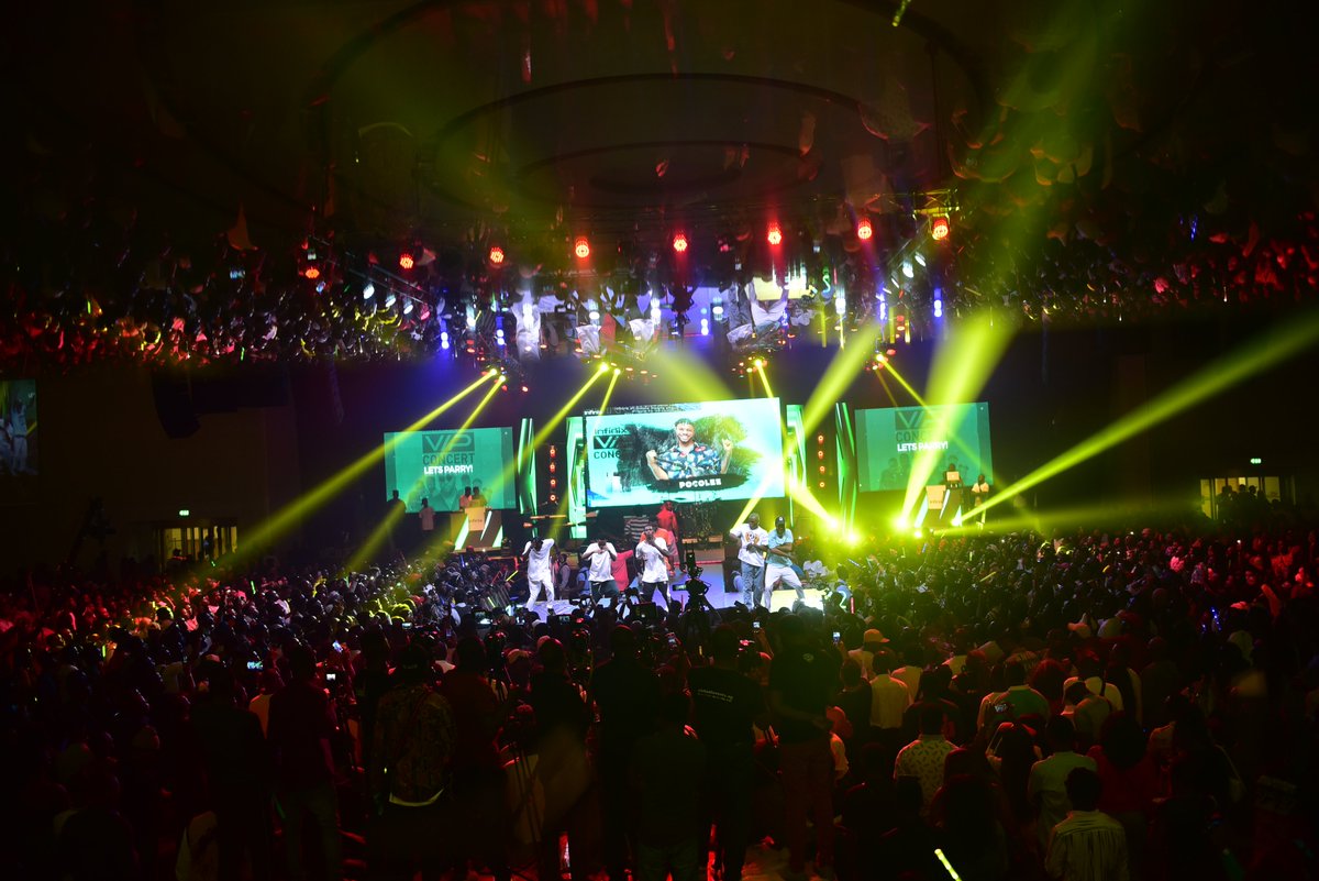 InfinixNigeria's tweet photo. You, yes you, are our very own VIP 👑

Thanks for turning up with Infinix 

We love you.

#InfinixVIPConcert
#InfinixNote12VIPConcert https://t.co/EJNoPd0fKK