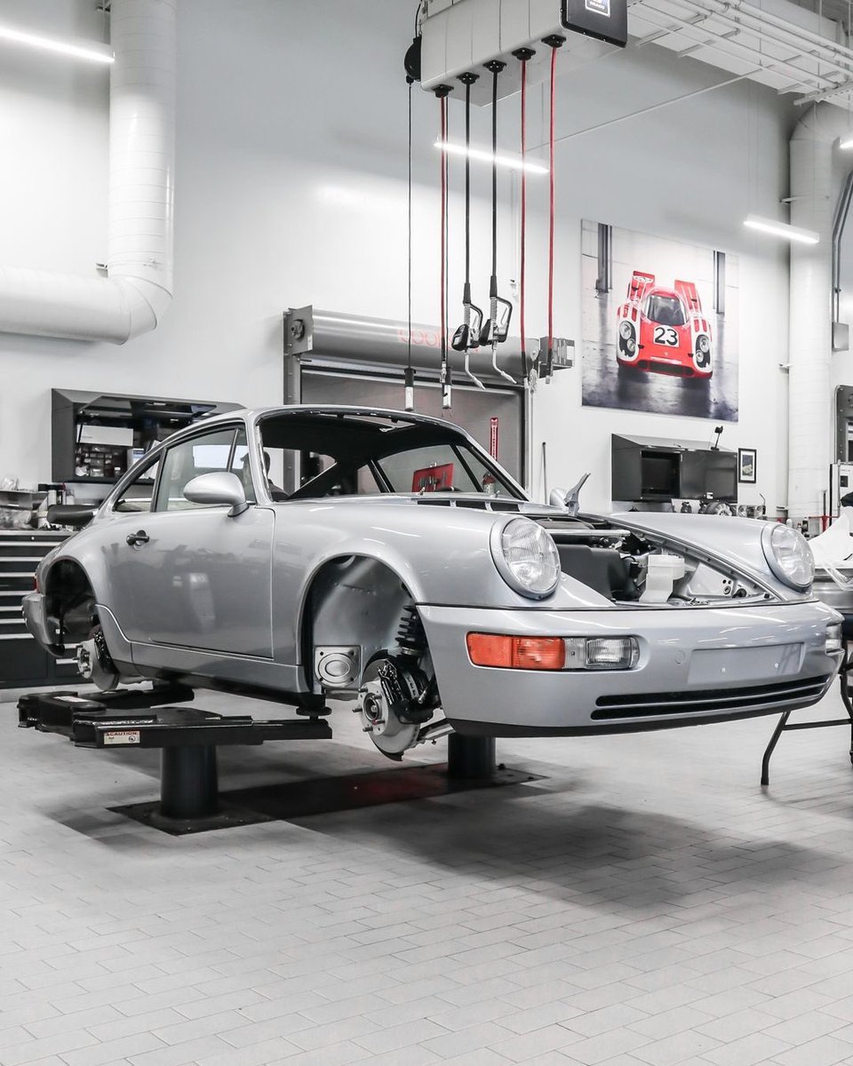 bisimoto's tweet photo. Happy Tuesday!
Join me at 12pm Pacific, 3pm Eastern on Instagram live for the #Bisimoto #Tech2sday show.
Today, I will be at @porscheontario where we will chat about their gorgeous #RSAmerica, for the #PorscheRestorationChallenge22, and more.
https://t.co/MtSUPGnxTL https://t.co/xHpAcqMwi1