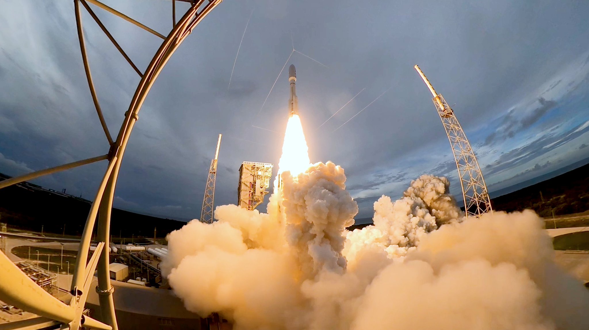 ULA on Twitter "Atlas V USSF12 Launch Highlights! Our mission last Friday for the