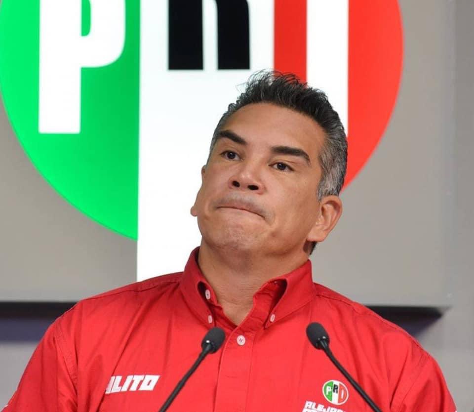 QueQuintana's tweet photo. #México| La Fiscalía de #Campeche catea la mansión de Alito Moreno, presidente del #PRI. Lo investigan por el delito de enriquecimiento ilícito. 

Nota completa: https://t.co/rjz81Yz3TX

#sociedad #QuintanaRoo #Gobierno https://t.co/1q9BYeCQ6n