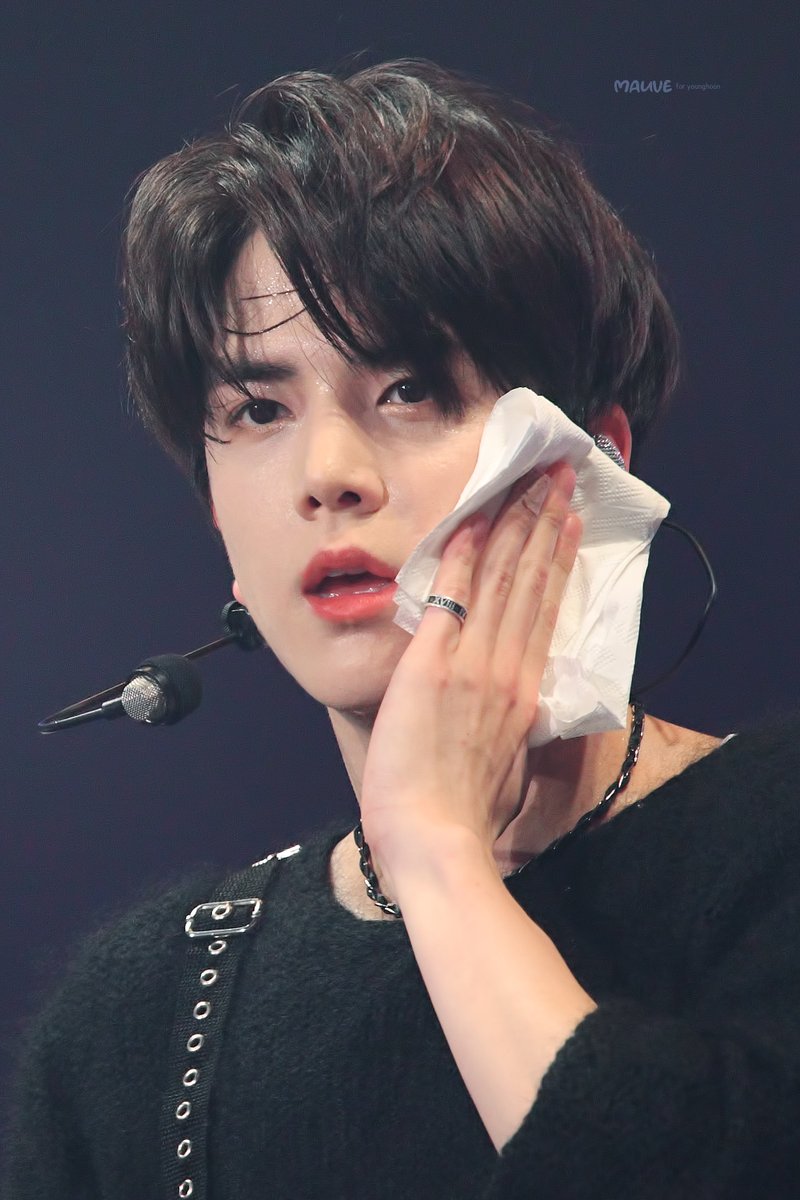 ᴍᴀᴜꪜᴇ. tweet media