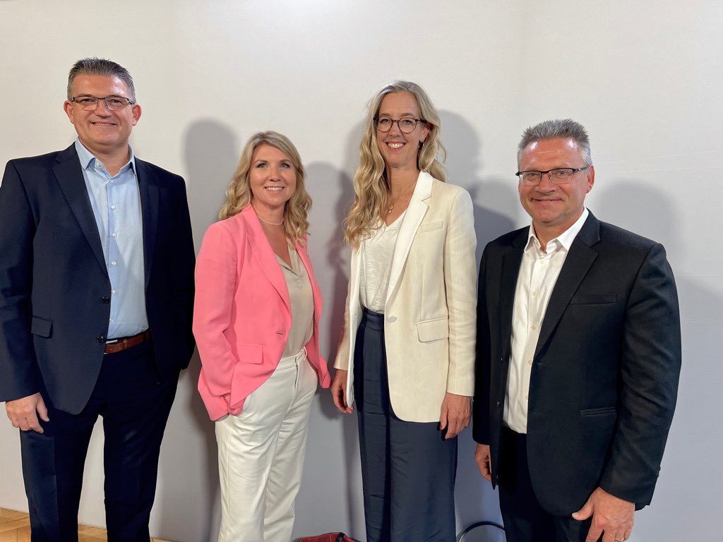 Syzygy AG: heute erste Hauptversammlung als Aufsichtsratsvorsitzende geleitet. Großes Dankeschön an das Orga-Team und den Vorstand.