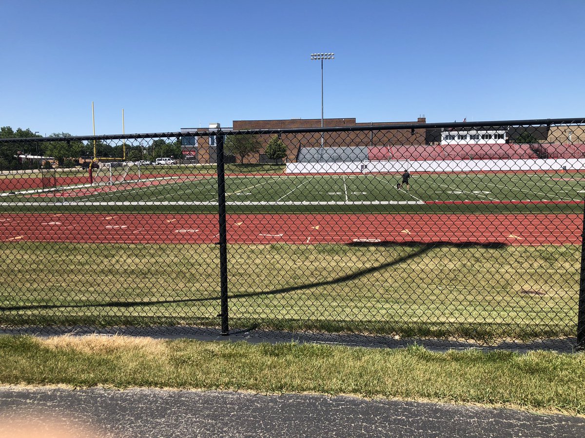 ughsbaseball's tweet photo. Remember practices/games are great but what you do outside of practices/games is just as important. These four places should be apart of your training/routine and best of all are free to use. Don’t be afraid to put in the work when no one is watching.. https://t.co/PgbWxNsgXx