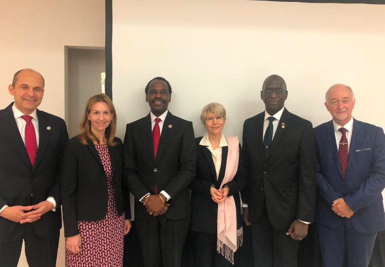 OEA_CICTE's tweet photo. The Cargo and Container Security #CICTEprogram supports @OAS_Official countries to strengthen their #BorderSecurity capabilities by focusing on capacity building in agencies operating in national entry points.
More infoπ https://t.co/tRXdVAHZEQ https://t.co/Wfkx0FtwTK