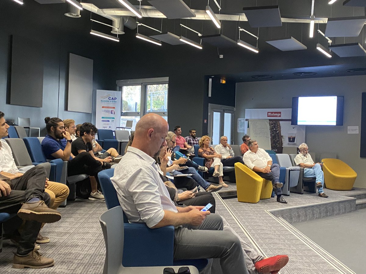 Cluster IA tweet media