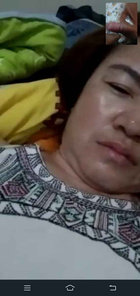 IZllU8OYKPnzVMs's tweet photo. ສາວທ່າແຂກຜົວບໍ່ຢູ່ເຫງົານັດສີ້ໄດ້ເດີ https://t.co/xMP2jD7qN1