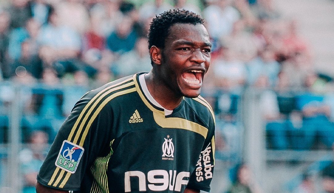 VenteOM_off's tweet photo. Merci pour tout El Fenomeno Mandanda 💙🤍

#VenteOM #TeamOM #MercatOM #McCourtOUT https://t.co/X3Gx1qbShl