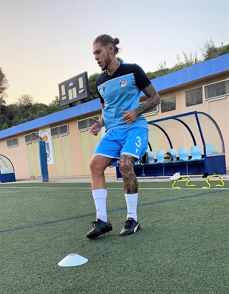 albertalavedra's tweet photo. Holidays #PreSeason2022 🔋 https://t.co/piIbF0xCXP