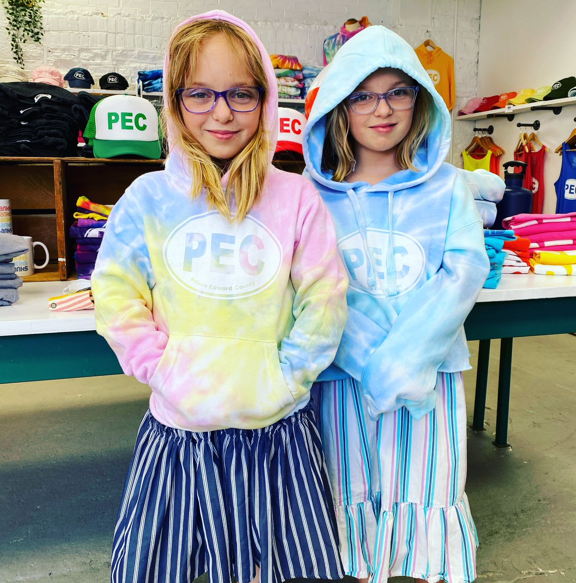 countytshirts's tweet photo. We’ve got tie dye sunshine for these cooler hoodie days! Open every day!!☀️☀️☀️
.
#tiedye #pec #wearthepec #princeedwardcounty #thecounty #countyup #countytshirts #pictonontario #experiencepicton #visitthecounty #visitpec https://t.co/OB8M3R3gkz