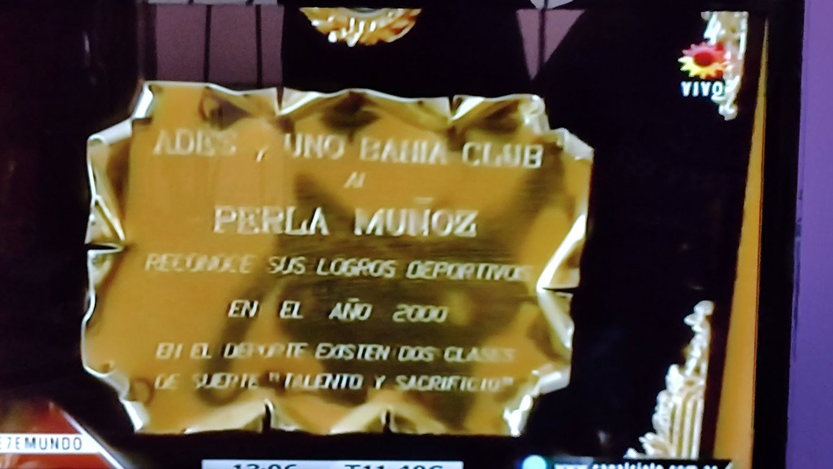 "Si yo me quiero integrar, a mi me faltan herramientas. Estoy haciendo el secundario. Hay millones de oportunidades. Estamos acostumbrados a pedirle todo al estado." Perla Muñoz, un ejemplo de resiliencia y superación. Chapeau 👏
