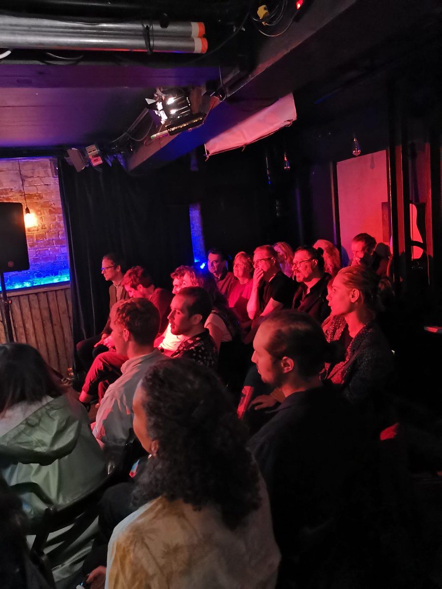 pearolegs's tweet photo. What a launch for @joshgeffin EP last Friday at the @TheHarrisonFolk

Huge thank you to everyone who came along!

#londonfolk #launchshow #FridayNight #livemusic #indiefolk #folk #doublebass https://t.co/KryZH6Lt5R