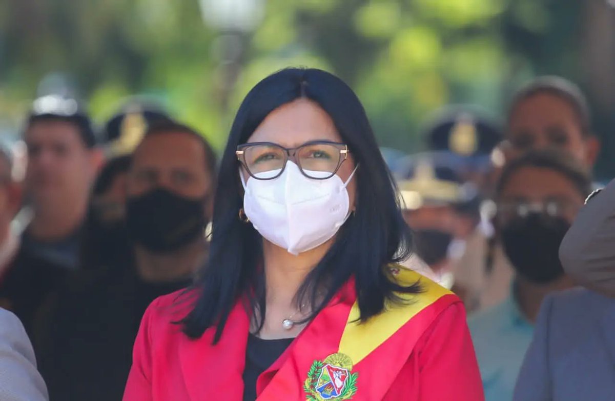 Karina Carpio tweet media