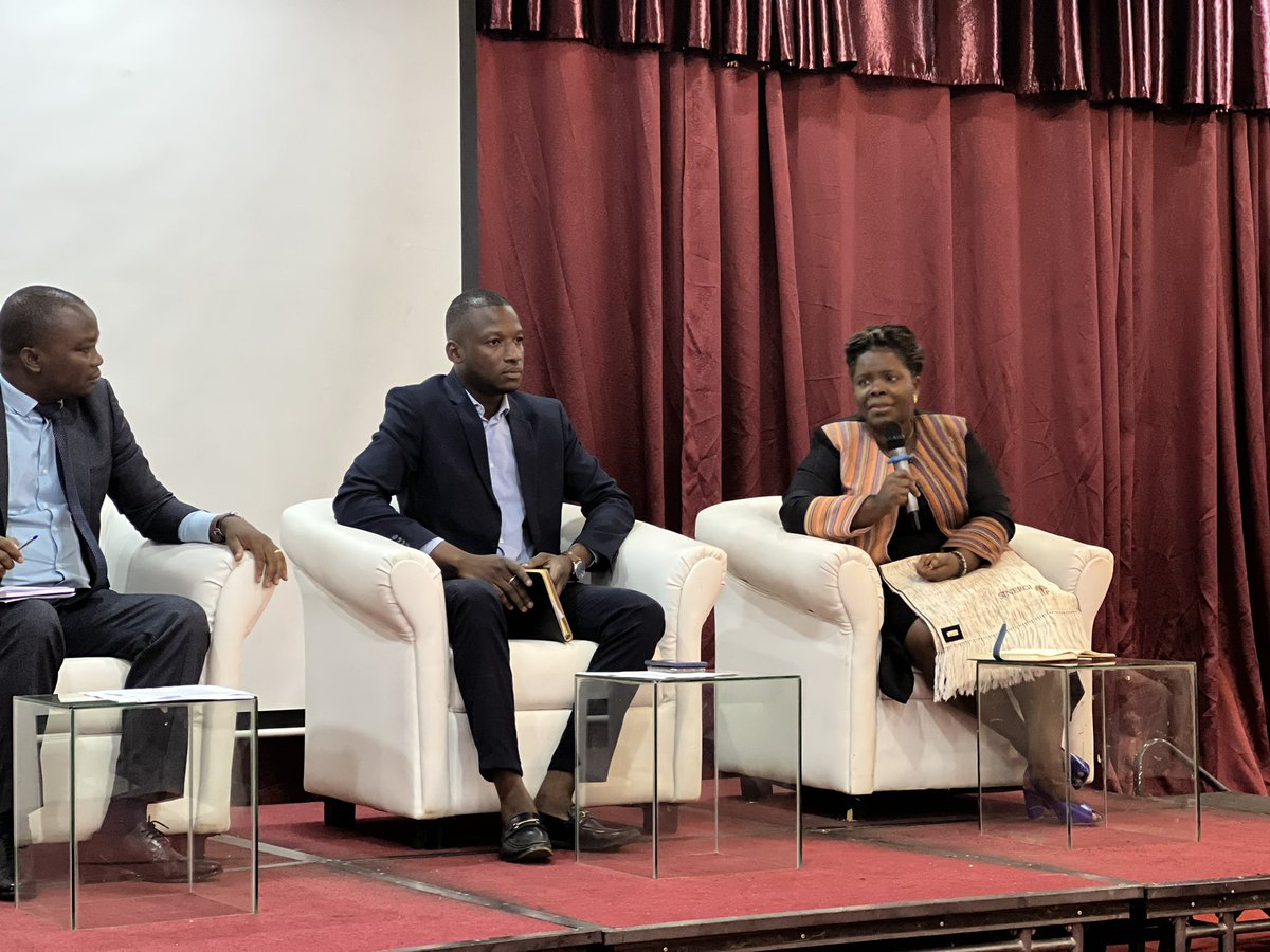 I&P (@ietp_) on Twitter photo « Confiance, intégrité, transparence, résultats et communication »Fidèle Diomandé, fondatrice de la maison d’éditions Vallesse, conseille les entrepreneurs pour réussir à séduire les #investisseurs et obtenir un investissement en capital par <a href="/ComoeCapital/">Comoé Capital</a> « Confiance, intégrité, transparence, résultats et communication »Fidèle Diomandé, fondatrice de la maison d’éditions Vallesse, conseille les entrepreneurs pour réussir à séduire les #investisseurs et obtenir un investissement en capital par <a href="/ComoeCapital/">Comoé Capital</a>