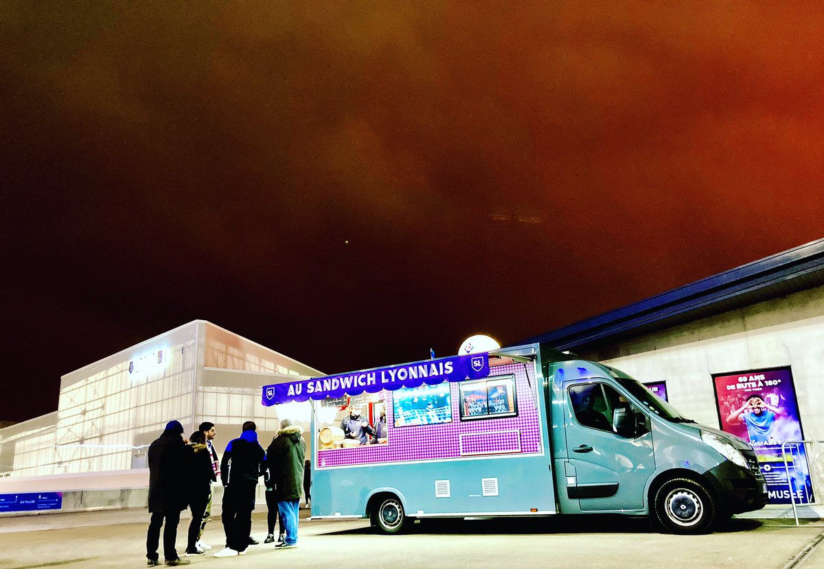 Le Sandwich Lyonnais tweet media