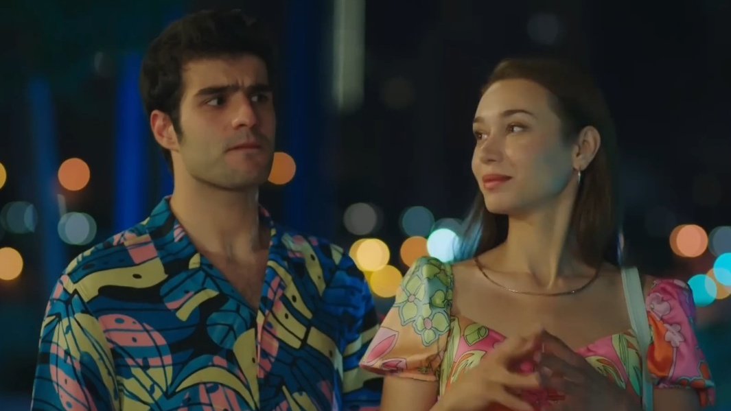 deersamber's tweet photo. Im confused right now 🙃
#YarınGünlerdenSeversin
#SelNaz #HaNaz https://t.co/2RXOMqOgQj