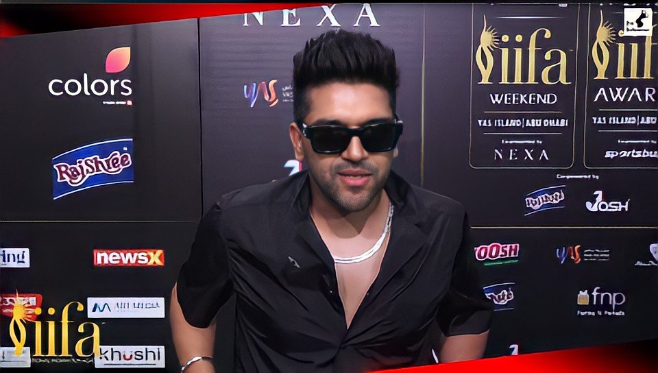 Anushka229's tweet photo. Munda mishri di dali warga
❤️❤️

@GuruOfficial https://t.co/X6lAXapaUj