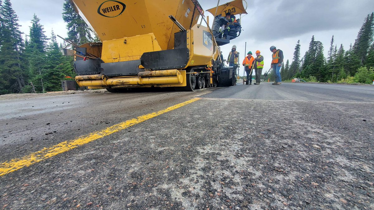 LisaVDempster's tweet image. Historic day at Cartwright Jct as we witness the completion of the paving of the #TLH border to border. Incredible milestone. @TI_GovNL @OLA_GovNL @PremierofNL @ElvisLoveless #Bigday #Bigland