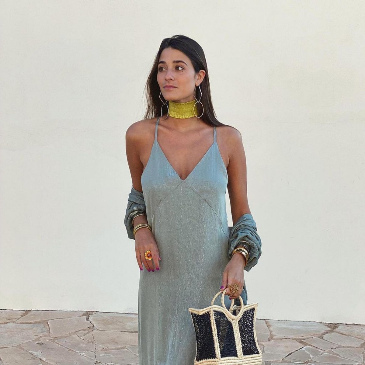 itcloset_es's tweet photo. 💫 Chokers, los amas o los odias 💫
Podéis descubrir varios modelos en el armario de @paulaaserra_

#itcloset #secondhand #influencers #sustainability https://t.co/kkWI6fpO8D