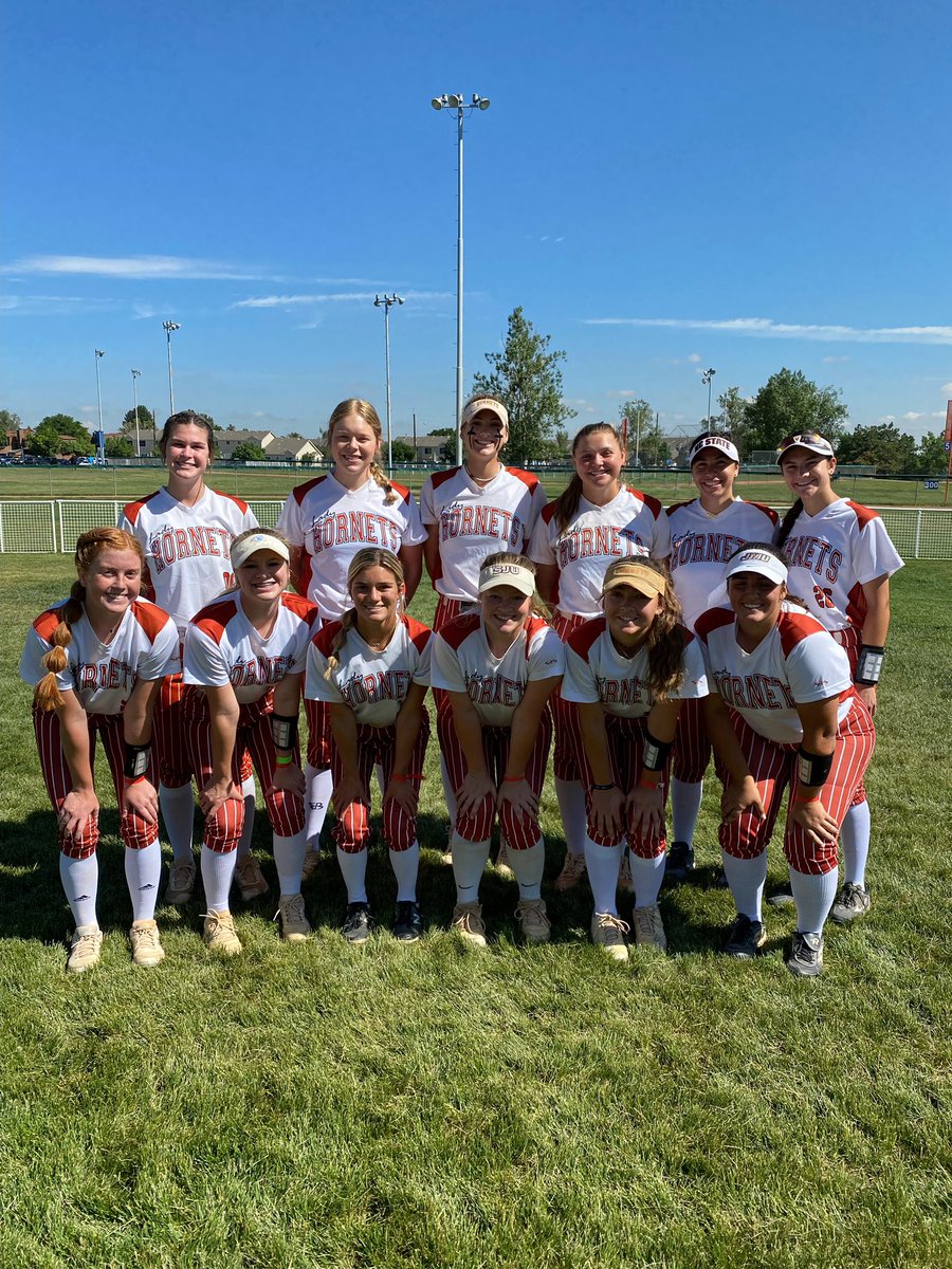 Hornets2022's tweet photo. Wrapped up a fantastic week in Colorado with a Top 10 finish in the Fireworks 18U Supplemental Power Pool. Went 6-2 overall and earned a berth to the Championship bracket. So proud of their performance! Also enjoyed the beauty and fun that Colorado had to offer 
#SetThePACE https://t.co/4dIdhA37p5