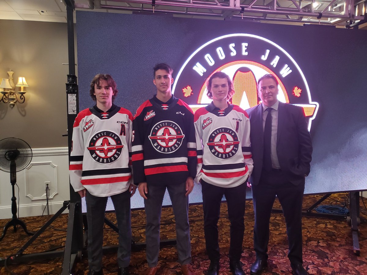Made the short drive to Moose Jaw today for the <a href="/MJWARRIORS/">Moose Jaw Warriors</a> press conference where the team unveiled a new logo. A tribute to the Moose Jaw Snowbirds.