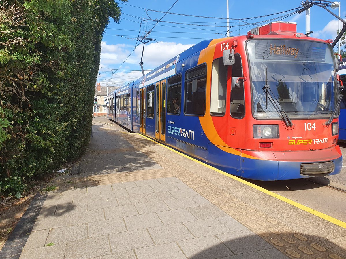 JamesTGlossop's tweet image. Sheffield Supertram 104 seen leaving Spring Lane tram stop this afternoon with a Blue Route service bound for Halfway. (05/07/2022) #SpringLane #SheffieldSupertram #SouthYorkshire @JedKendray @303032_trains @SCSupertram