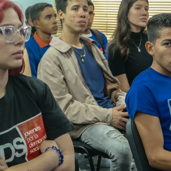 Ayer #4 la JDS estaba de 14 años de Aniversario Juventud de la Demogracia Social. La Dirección Ejecutiva Nacional y Regional compartimos con la juventud y le expresamos el compromiso para avanzar en el desarrollo del país
<a href="/omarvillalbag/">Omar Villalba</a> <a href="/partidount/">Un Nuevo Tiempo</a> 
#porsiempreJDS #somosUNT