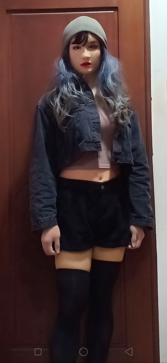 大热天的穿的满身是汗