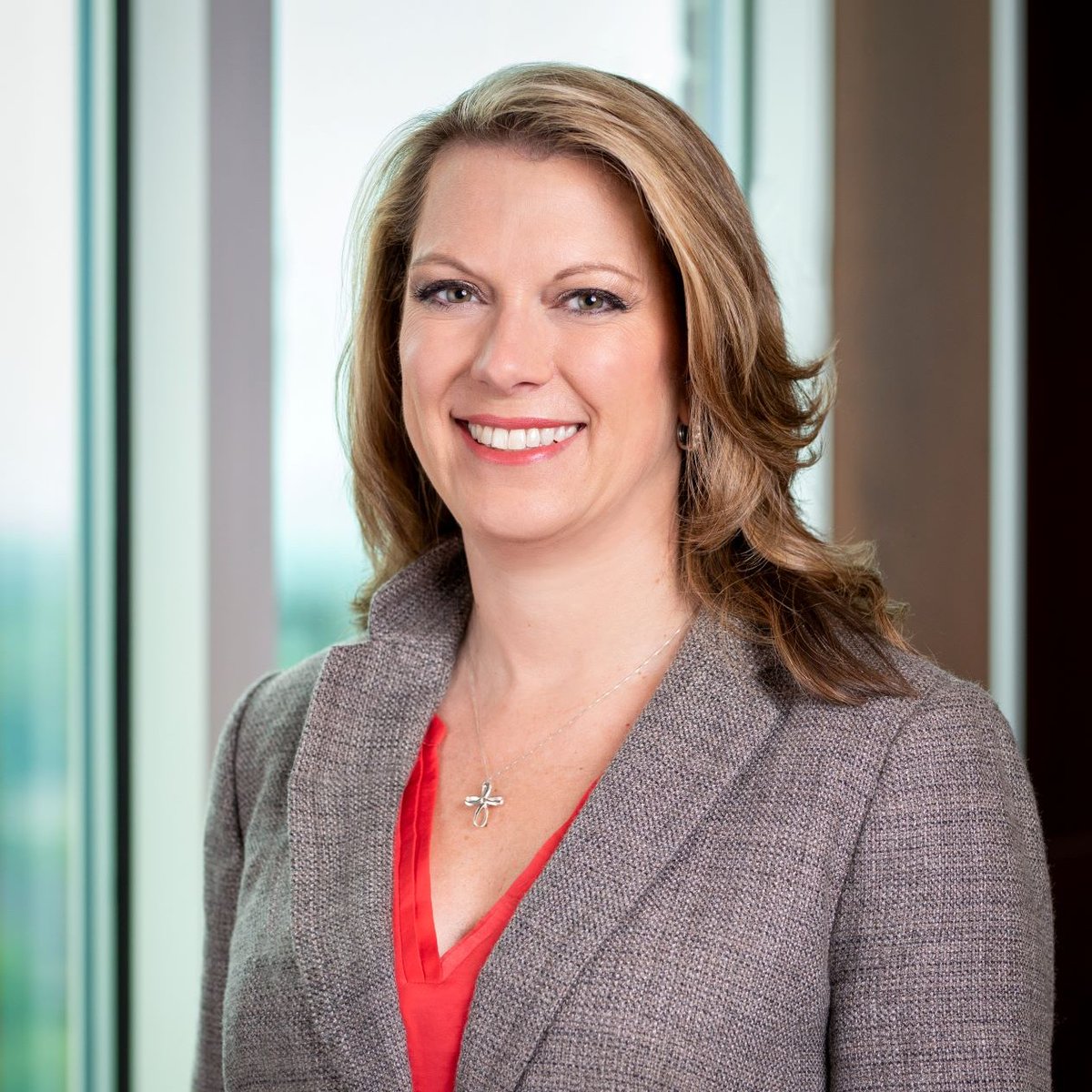 Kingsport native and community leader Julie Bennett has been elected by the Board of Directors of Ballad Health to serve as its lead independent director and vice chair.

Read the full announcement here: ow.ly/g3nO50JOZLM

#balladhealth #community #leadership