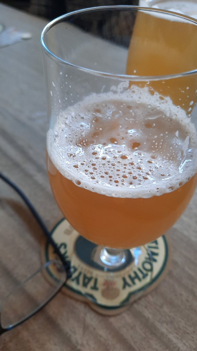 kevh2112's tweet photo. Thank you @OldCrossTavern for the procurement of this most fabulous, delicious and strong @thornbridge DDH Jaipur. Fabulous on every level 👌 https://t.co/GPLJNl0BCq