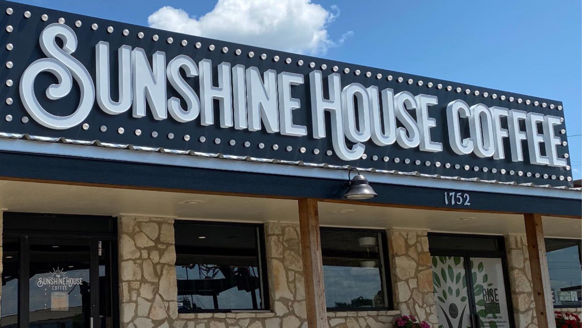 JeffSBrayAuthor's tweet photo. BOOK SIGNING EVENT!! Tomorrow, July 6, I'll be at Sunshine House Coffee, 6 AM to 6 PM. I'll be promoting my Crime Suspense novel, The Transference.  Come grab a coffee, a delicious snack, and a copy of my book. #JeffSBrayAuthor #SunshineHouseCoffee #TimeistheEnemy https://t.co/hT7f6TErUs