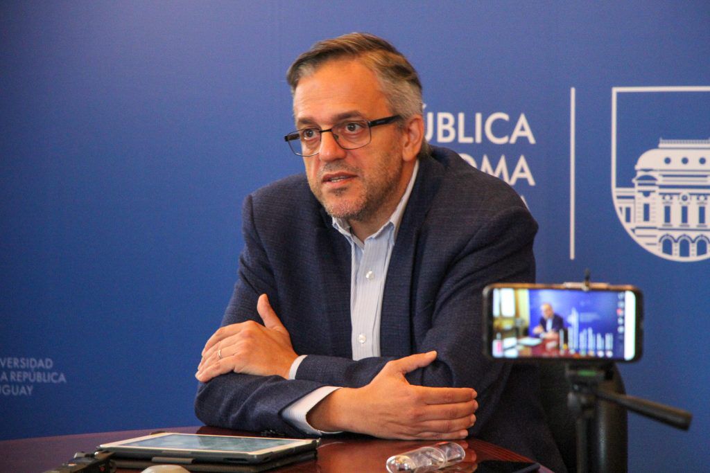 “La asignación cero marca que la Universidad de la República no es una prioridad para este presupuesto”  <a href="/RodrigoArim1/">Rodrigo Arim</a> , Rector de la UdelaR/
radiocanelones.com.uy/wp/la-asignaci…