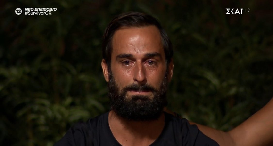anamorfotis_TV's tweet photo. Για να είναι δίκαιο, πρέπει να δώσουν μικρόφωνο και σε κάποιον από εμάς 

για να εξηγήσουμε τους λόγους που ΔΕΝ πρέπει με ΤΙΠΟΤΑ να κερδίσει ο Αρουρης! 

#survivorGR https://t.co/AaGeJO8Wea