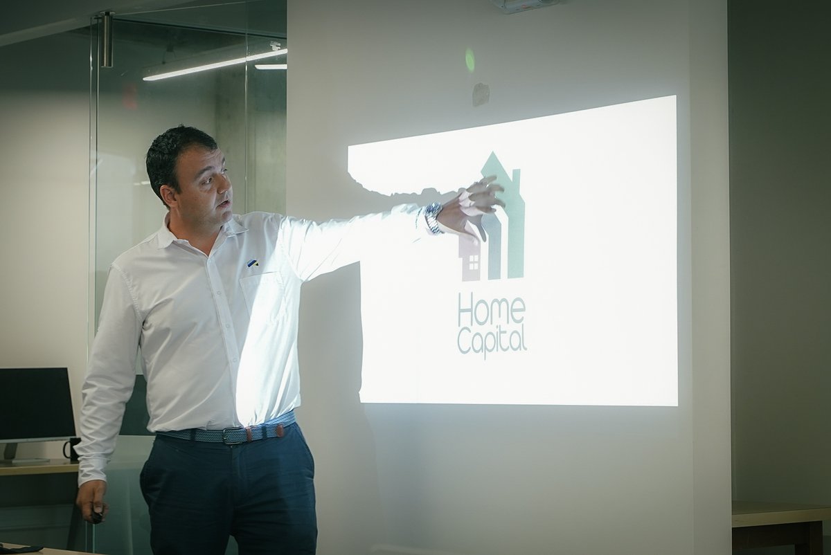 afrancorpo's tweet photo. Ay que dicha! Llegamos a On.Going, el Centro para la Innovación de @EAFIT, un lugar de las ideas y el desarrollo social.🔥 Somos la primera #StartUp en ser parte de este espacio para emprendimientos de alto impacto y asumimos la misión de ser un ejemplo a seguir y generar valor. https://t.co/uEp19UrlHb