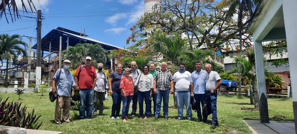 En Heriberto Duquesne se respira #Innovación y #ResponsabilidadSocialEmpresarial.  Ejemplos a admirar, q inspiran y comprometen. <a href="/SICTESA/">SICTE S.A.</a> y la <a href="/UCLVCU/">UCLV 🇨🇺</a> acompaña en #VillaClara al #SectorEstratégicoAgroindustriaAzucarera.  #SiSePuede @Colina_VClara <a href="/JorgeLuisTapiaF/">Jorge Luis Tapia Fonseca</a> @AlbertoLpzDiaz