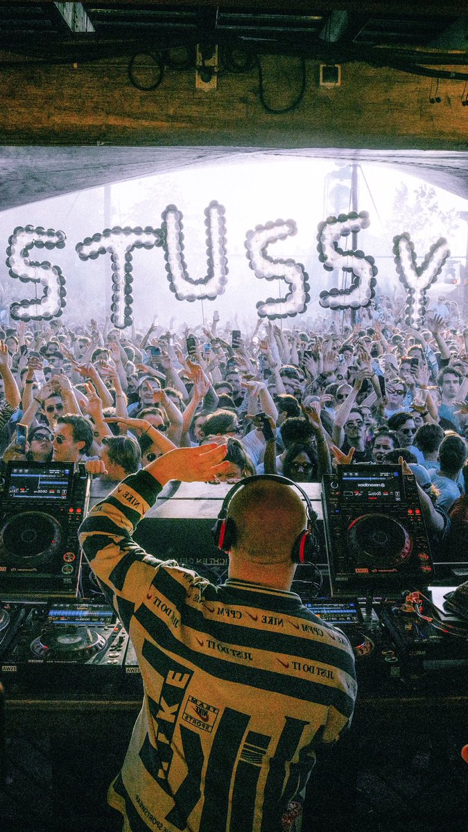 Chris Stussy tweet media