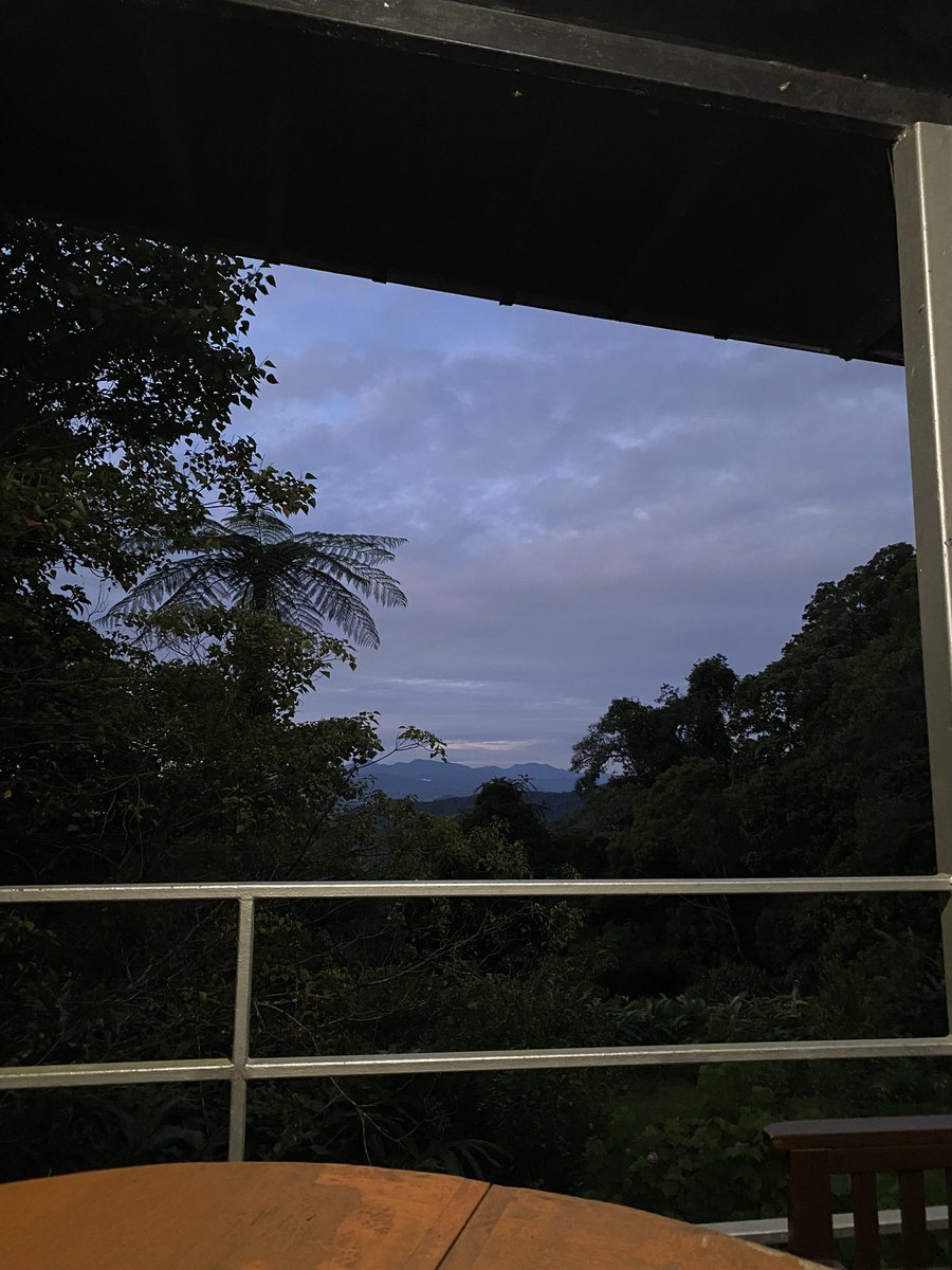 Admaliza's tweet photo. Alhamdullilah for being able to attend AA Plus date with @aidaazlin_ and the beauty champs, surrounded in this immense beauty. #AAPlus #sabah https://t.co/c93eDKULZ6