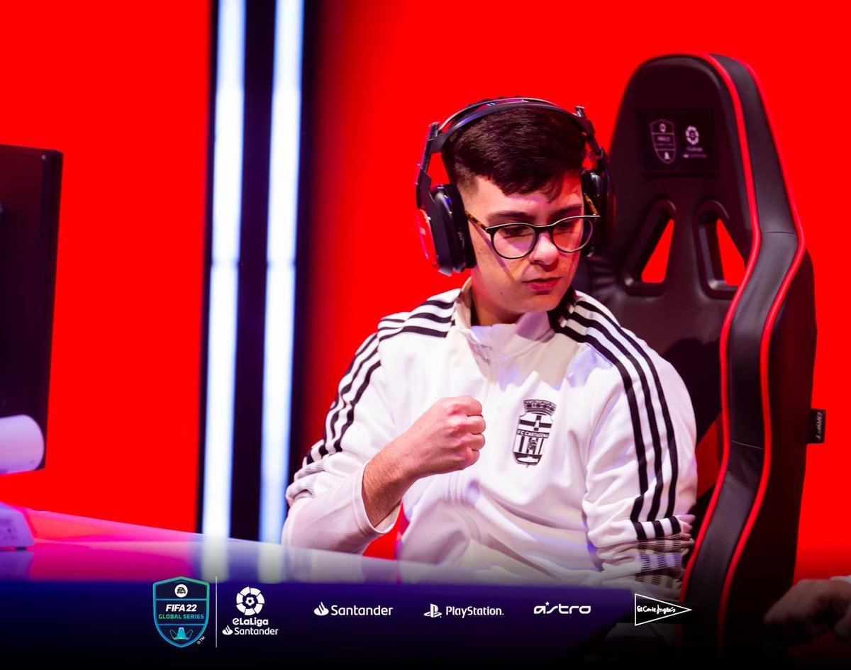 FREE AGENT.

Termina mi temporada representando al <a href="/FCCartagenaFIFA/">FC Cartagena eSports</a> .

Paso a escuchar ofertas de cara al año que viene tanto para eLaliga como internacional.

Contacto📩: contactofran09@gmail.com o md.

Se agradece difusión ❤️🙌🏼❤️