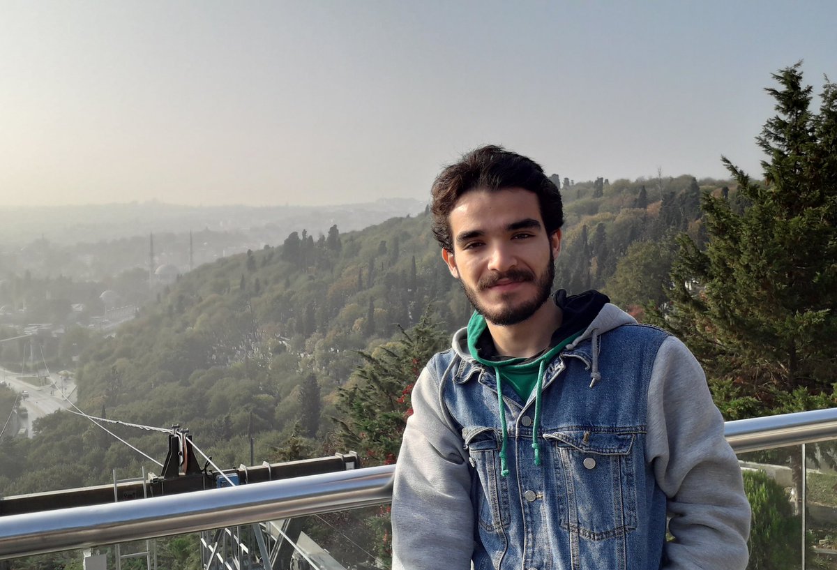 FreedomForEnes's tweet photo. Görüşe gittiğimizde oğlum "Şu an hapisteki son Boğaziçili sanırım benim anne. Boğaziçi öğrencisi herkes çıktı, bi ben kaldım." demişti. Hapisteki son Boğaziçiliye destek olun. Sesine ses olun. @BounOgrenciler

HapistekiSon Boğaziçili https://t.co/pI3sZyQPAf