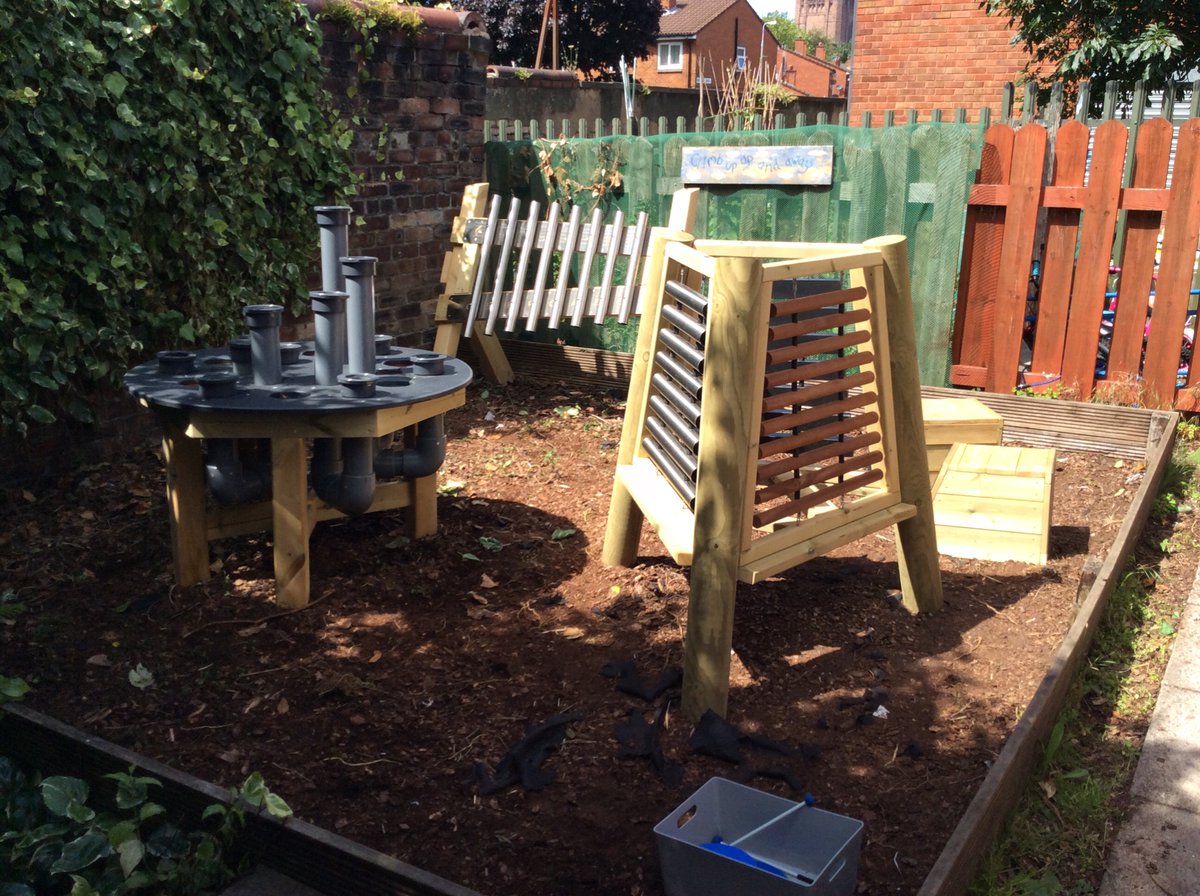 Mrs Karkoszka tweet media