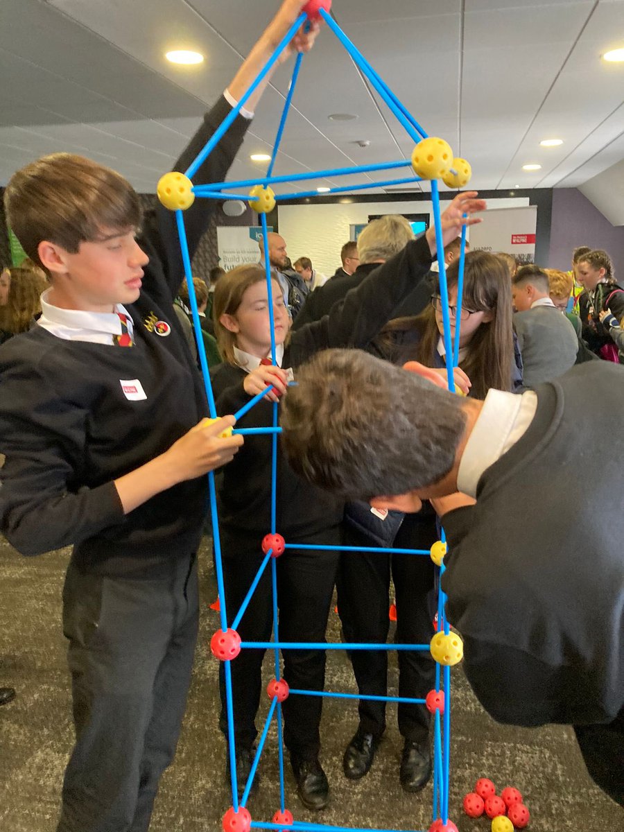 DCHS_Sci's tweet image. Today 29 of our year 7 and 8 students headed to St James Park for a fun filled #STEMFestnetzero inspiring the next generation of scientists. What a fantastic day!