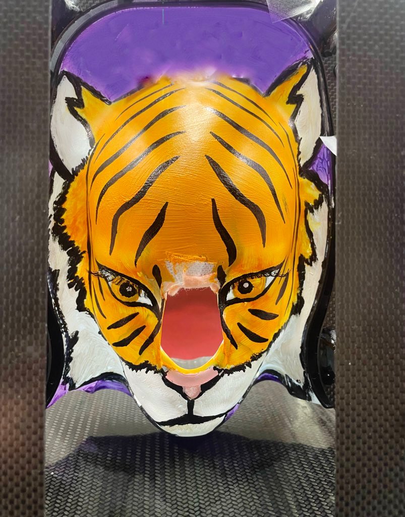 NICCBeamTeam's tweet photo. Roaring into the week! 🦁
And with the addition of some fierce eyelashes… #lookcloser #allinthedetails
#teambehindthebeams
#childhoodcancer
#beamdirectionalshell https://t.co/QSUmRnBZRW