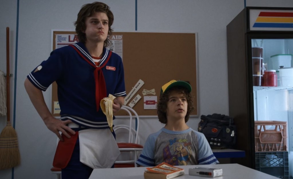 thinkharrington's tweet image. steve “hands on his hips” harrington #StrangerThings