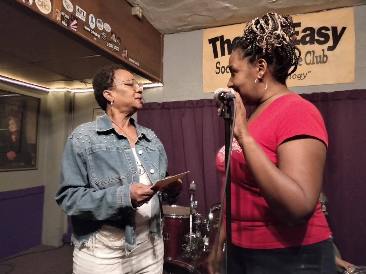 Thank you to outgoing HBS Prez, Sandra Scott (L), for your leadership throughout the pandemic and a big welcome to Shironda White (R), our new HBS Prez. Congratulations on your new role! <a href="/BluesFoundation/">The Blues Foundation</a> <a href="/FoundationBlues/">BluesFoundation</a> <a href="/txmusicoffice/">Texas Music Office</a> <a href="/haatx/">HoustonArtsAlliance</a> @HouArtsPartners <a href="/houston_moca/">Houston Mayor's Office of Cultural Affairs</a> <a href="/hmst/">Heidi tull</a>
