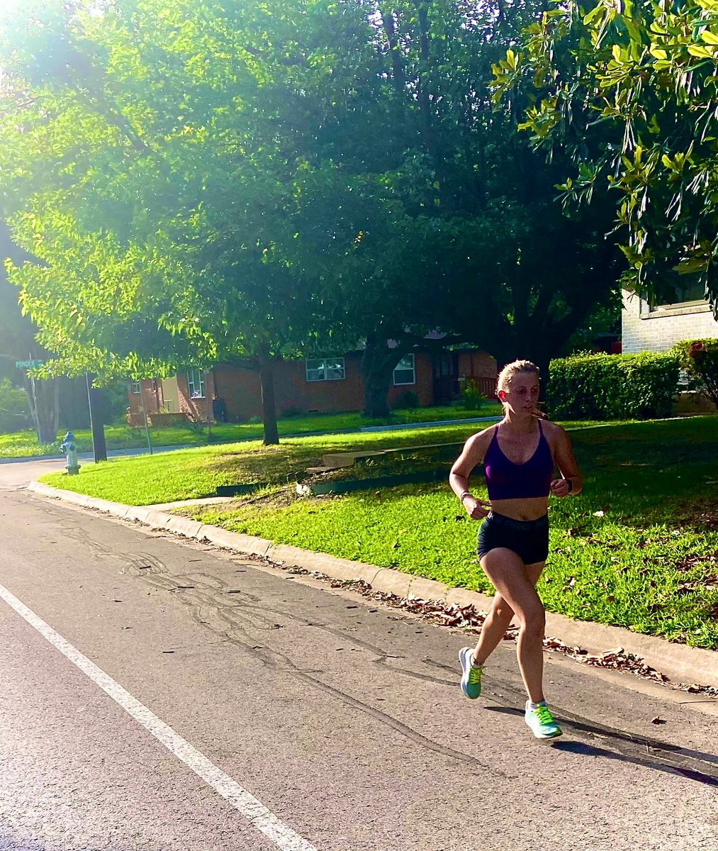 DentonBronco's tweet photo. GREAT workout this morning with our Veteran runners: hills, tempo, &amp; strength - working on mental &amp; physical toughness💪🏼 @dentonisd @DentonISDSports @Denton_High https://t.co/0NqhymwhdO