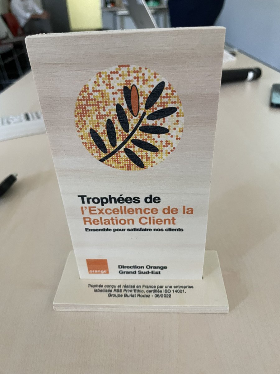 Merci à tous les lauréats des trophées de la relation clients DOGSE pour votre engagement exemplaire, vos idées et projets pour toujours mieux servir nos clients. Une bouffée d’énergie incroyable. #BRAVO ! <a href="/OrangePACA/">Orange PACA</a> <a href="/OrangeAuRA/">Orange Auv-Rh-Alpes</a> @FranceHeringer <a href="/micheljumeau/">Michel Jumeau</a> <a href="/BenjaminFaveris/">Faveris Benjamin</a>
