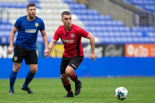 PetersfieldAfc's tweet photo. π¨NEW SIGNING ALERTπ¨
Non league football in Hampshire is really levelling up, you may have heard Portchy have signed Brett Pitman, AFC have a huge signing of their own as @joshwinter_1 puts pen to paper on a new deal with the blue and yellow ππ #BrettWho #WinterWonderland https://t.co/vcD2kTWhTx