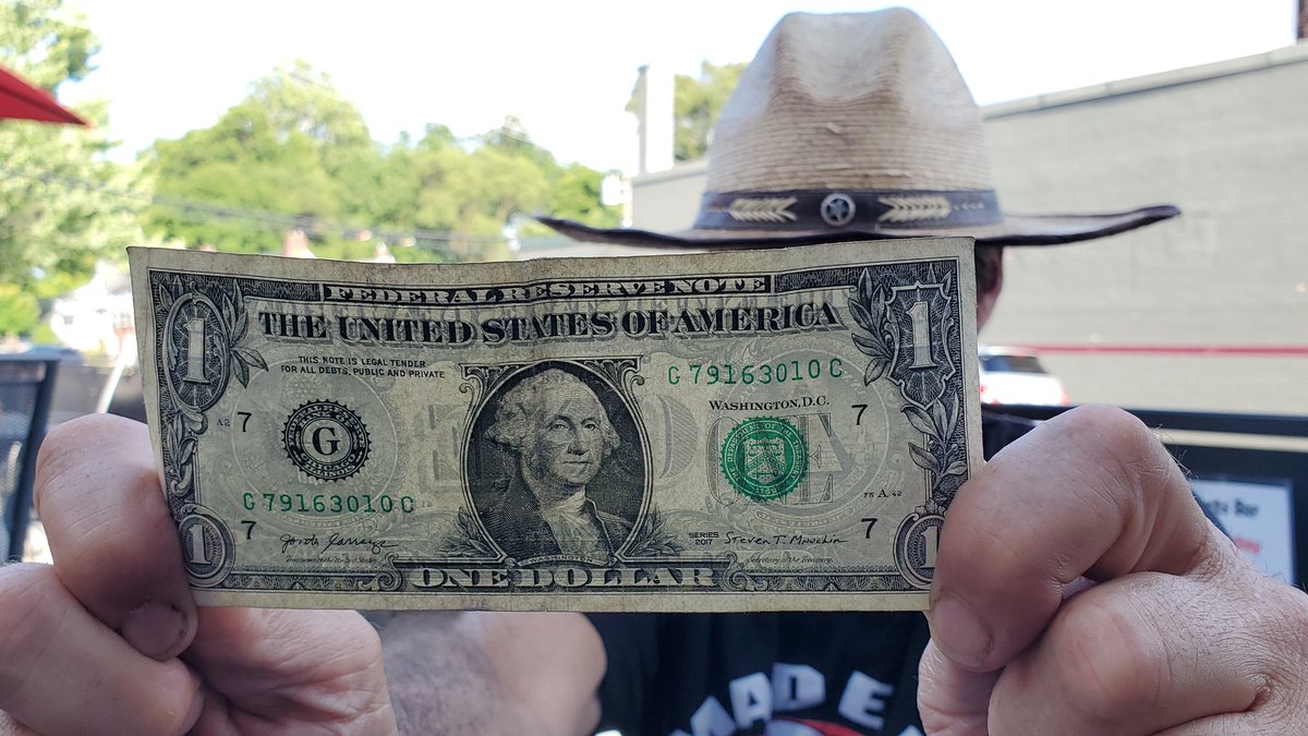 ComDetroitRed's tweet photo. Hey, you seen these new Biden $100 bills?
I got an idea, let's give them to GM.
subscribe --> https://t.co/AaY4kATwuj https://t.co/ZXFsTr5cBW