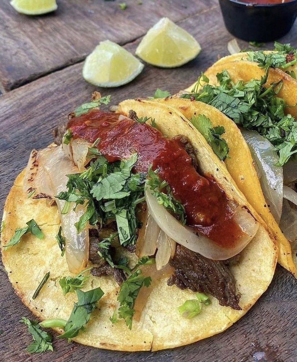 BarBoheme's tweet photo. Taco Tuesday!! $5 frozen margs and $2.50 tacos https://t.co/YbBKA8f604