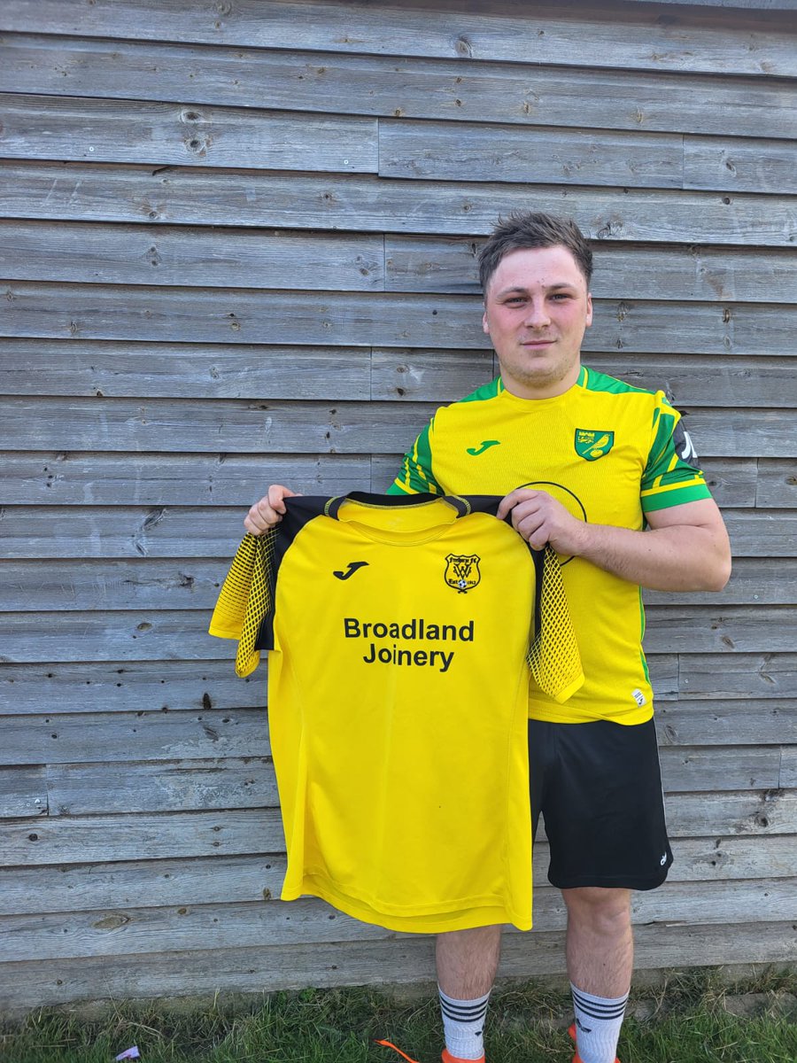 Another signing at training tonight is Aiden Read who will bring a bit of flare to the squad.. After a serious injury last season we are pleased to get his signature again 💛🖤💛🖤